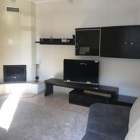 Apartment On Nebesnoi Sotni 日托米尔 外观 照片